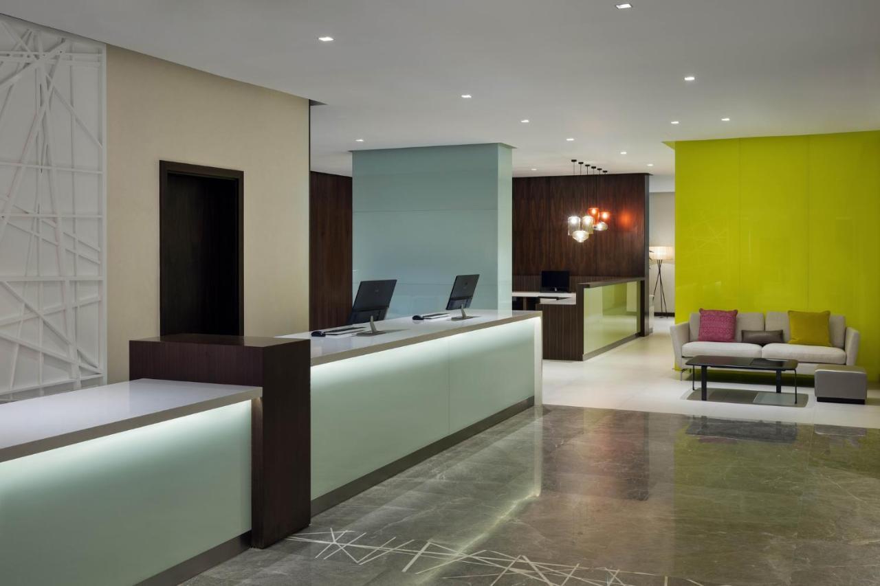 Hotel Hyatt House Sari Street 4*